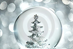 Snow globe with Christmas tree