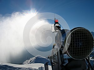 Snow gun