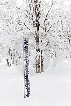 Snow height measurement