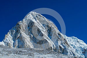 Snow mountain view at Everest base camp trekking EBC in Nepal