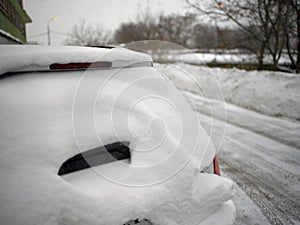 Snow pile on the car top