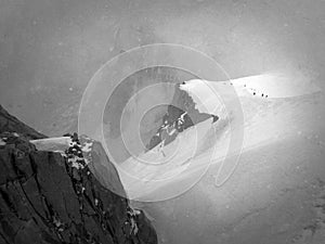 Snow ridge of the Aiguille du Midi