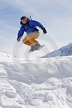 Snowboarder