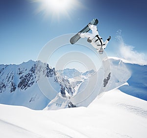 Snowboarder img