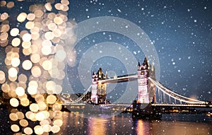 snowing in London, UK - winterholidays in the city