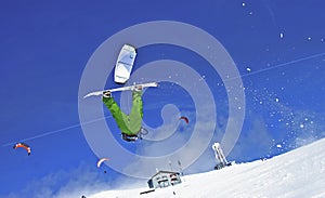 Snowkite jump