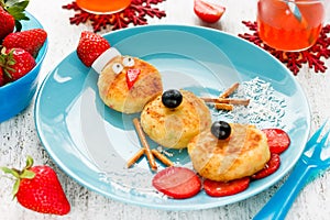 Snowman cottage cheese pancakes for breakfast