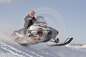 Snowmobile racing photo