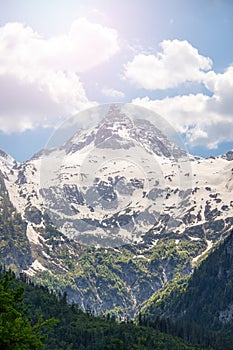 Snowy mountain range in Austria: Loferer Steinberge