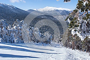 Nevado montanas a en, 