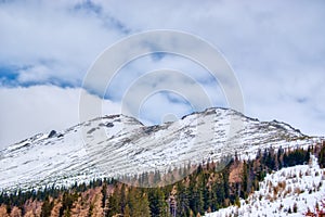 Zasnežené svahy Vysokých Tatier, Slovensko