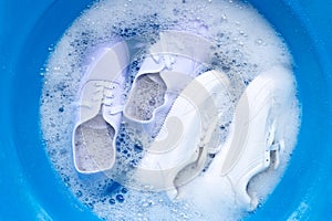 Soak shoes before washing. Cleaning Dirty sneakers