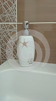 Soap Dispenser Toilet Bathroom Accessorie