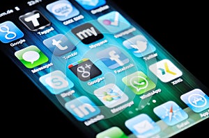 Social Media Apps on Apple iPhone 4