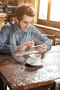 Social networking during a coffee break