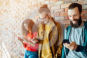 Social networking millennials smartphones surfing
