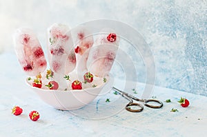 Soda, Raspberry and Thyme Ice Pops
