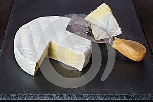 Soft cheese and cheese knife