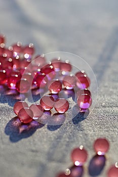 Soft focus on red brightening hydrogell balls