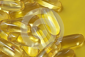 Soft gelatin capsules with omega-3