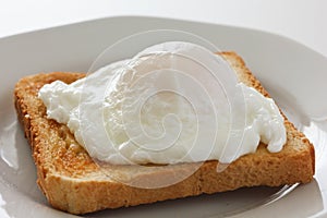 Soft poached egg