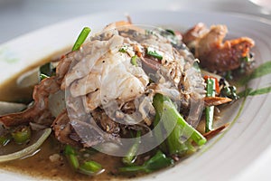 Soft shell crab fried with black pepper