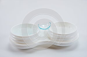 soft silicone contact lenses one-day or scheduled replacement on the container for cleaning and storage, choice of solution for le photo