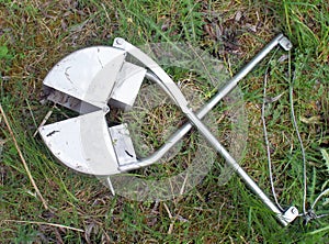 Soil gripper, special device for taking sediment samples under t