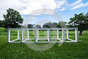 Sol LeWitt, Five Modular Units