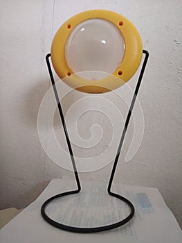SOLAR CHARGING LIGHT