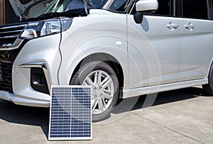 Solar panel charges the car battery