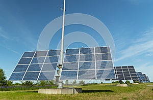 Solar panel farm that tracks the sun