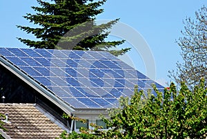 Solar panel roof