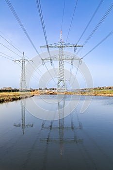 Solar park with pylon