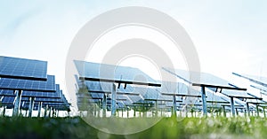 Solar photovoltaic panels array system