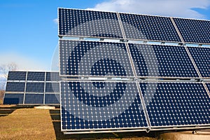Solar power plant using renewable energy with sun