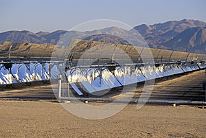 Solar Two panels at the South California Edison Plant in Barstow, CA photo