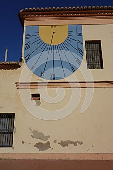 Solar wall clock in Cabanyal neighbourhood, Valencia