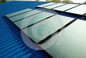 Solar water heating system