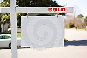 Sold realty sign photo