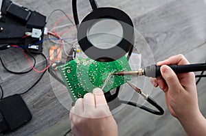 Solder and electronic circuit board. repair microcircuit