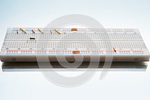 Solderless circuit breadboard electronics design