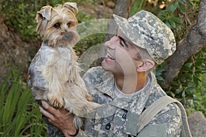 Soldier reunited with his dog