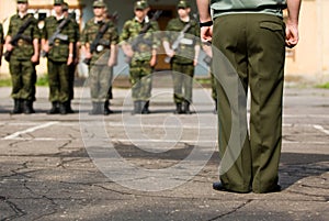 Soldaten Vor begleiten 
