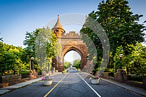 The Soldiers and Sailors Memorial Arch, in Hartford, Connecticut photo