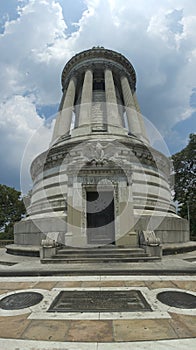 Soldiers' and Sailors' monument photo