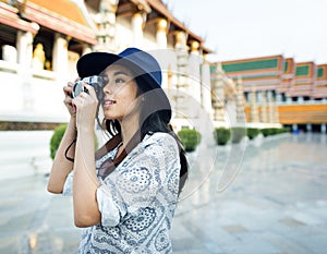 The solo Asian female traveler