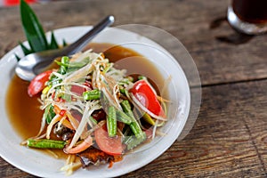 Som Tum (Papaya Salad) - Thai Food
