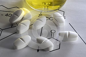 Some capsules white, formulation chemistry