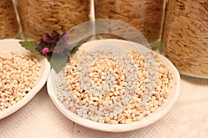 Some dried pearl barley in a bowl